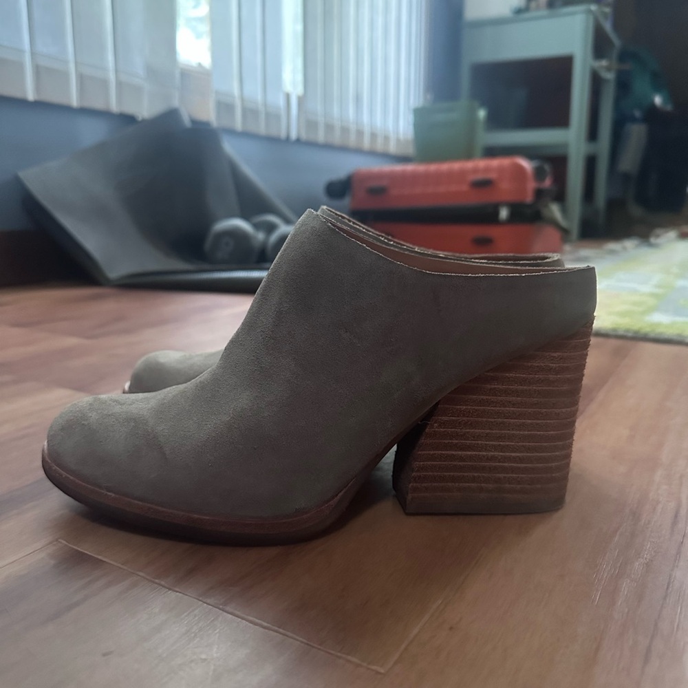 Kork-Ease Challis Mules with Chunky Wooden Heel